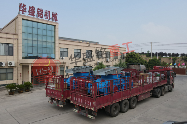 製(zhi)砂生(sheng)産線用2PGY1500x1000全(quan)液(ye)壓對(dui)輥(gun)製砂機