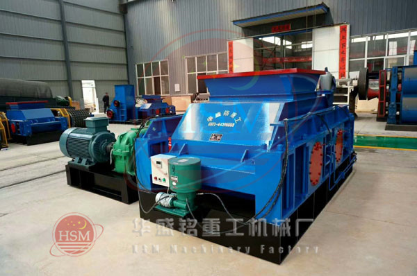 對輥(gun)破(po)碎(sui)機(ji)圖(tu)片(pian)